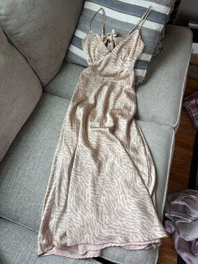 Bardot muted zebra animal print beige size small maxi dress